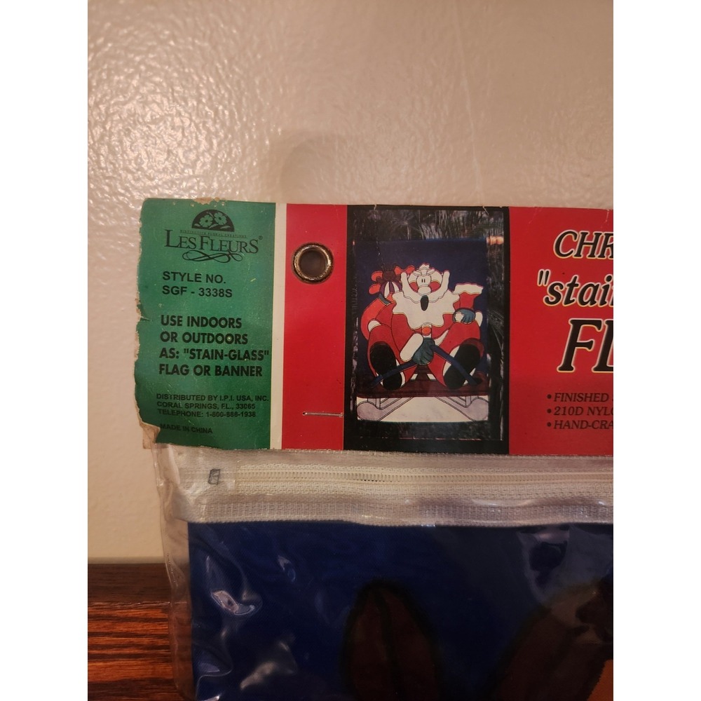 Vintage‎ Les Fleurs Christmas Stain Glass Flag Santa Sleigh NOS - Picture 2 of 4